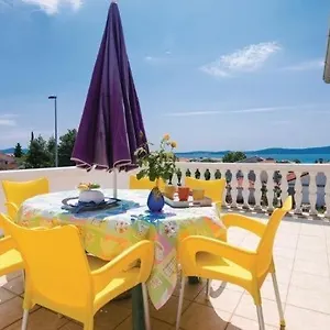 apartmani-vera-bibinje.hotelinzadar.com/